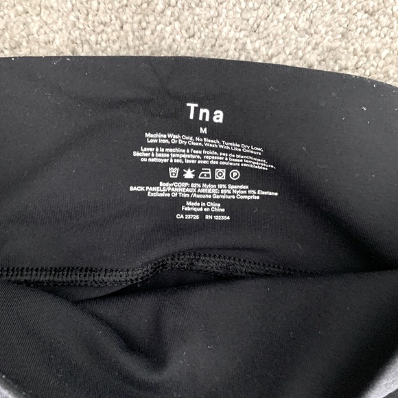 Aritzia TNA black high rise mesh leggings - Picture 5 of 5